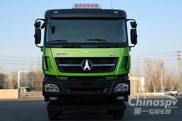 北奔重卡V3智能渣土車交付昆明用戶