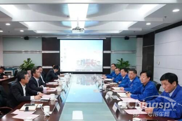 北汽集團(tuán)總經(jīng)理張夕勇一行訪問陜汽