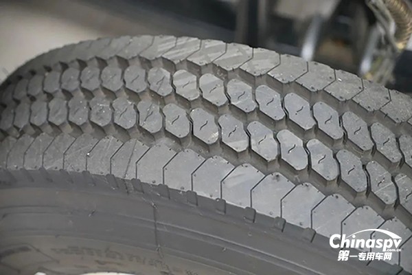 東風(fēng)輕型車：輪胎該如何養(yǎng)護(hù)？
