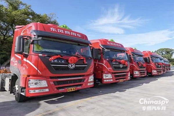 53輛龍擎AMT危化牽引車交付寧波客戶