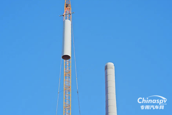 徐工：“全球第一吊”吊“全球混塔第一高”！正在鄂爾多斯上演