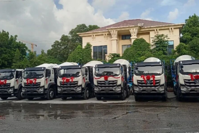 綠色運(yùn)力賦能灣區(qū)建設(shè)！福田雷薩新能源攪拌車正式交付深圳恒利隆