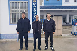 甘肅一危化品運輸車未配備押運員被查獲