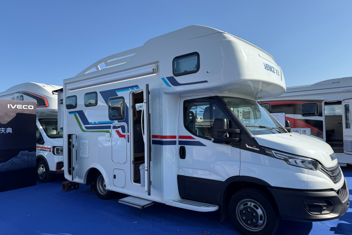 威尼斯房車(chē)上市一周年慶典圓滿(mǎn)舉行