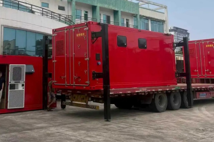 攻堅(jiān)克難保交付！森源鴻馬維保工程師奮戰(zhàn)福建，模塊方艙完美驗(yàn)收落地