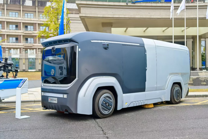 東風(fēng)股份攜多款重磅專(zhuān)改新品，共話(huà)專(zhuān)用車(chē)產(chǎn)業(yè)新發(fā)展