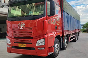 百公里油耗22L！玉柴大馬力重機(jī)成為陳師傅賺錢(qián)的“好拍檔”