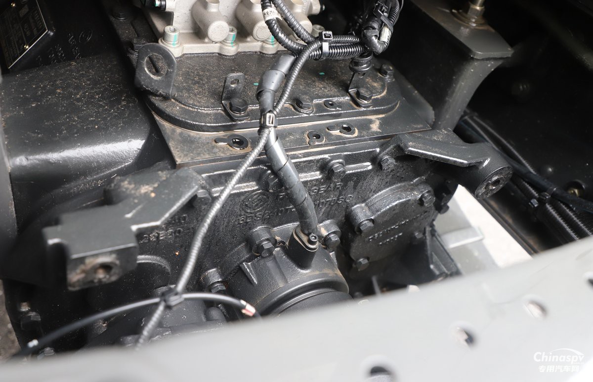 高效 節(jié)能 安全，乘龍H5純充電自卸車解鎖創(chuàng)富“松弛感”