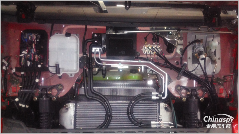 極限工況運(yùn)輸利器，乘龍M3 4X2極限自卸車盡顯實(shí)力