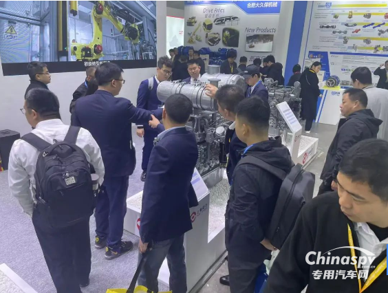 bauma China 2024火熱開幕，上柴動力首日精彩盤點