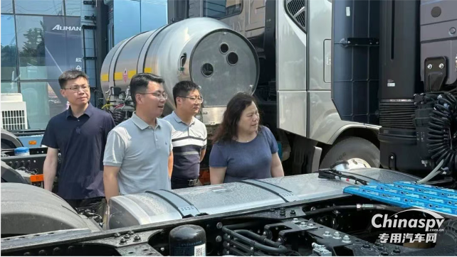 百城聯動 百場盛會 東風康明斯發(fā)財機持續(xù)引爆市場熱潮