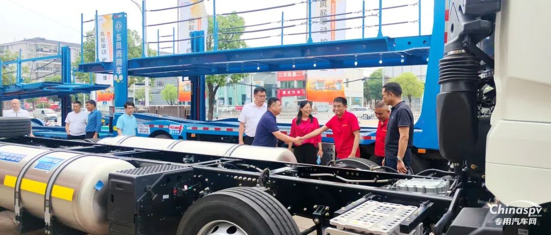 收獲線索600+ 意向訂單300+ 東風(fēng)商用車轎運(yùn)大馬力新品全國(guó)巡展完美收官