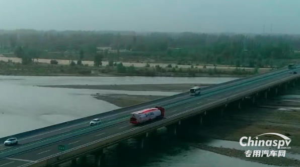 東風(fēng)康明斯天然氣一體化動(dòng)力鏈綜合路況實(shí)測(cè)圓滿收官：“既快又省”無懼征途！