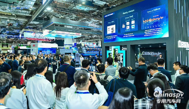 亞洲最大數(shù)據(jù)中心展，濰柴“巨無(wú)霸”產(chǎn)品亮相