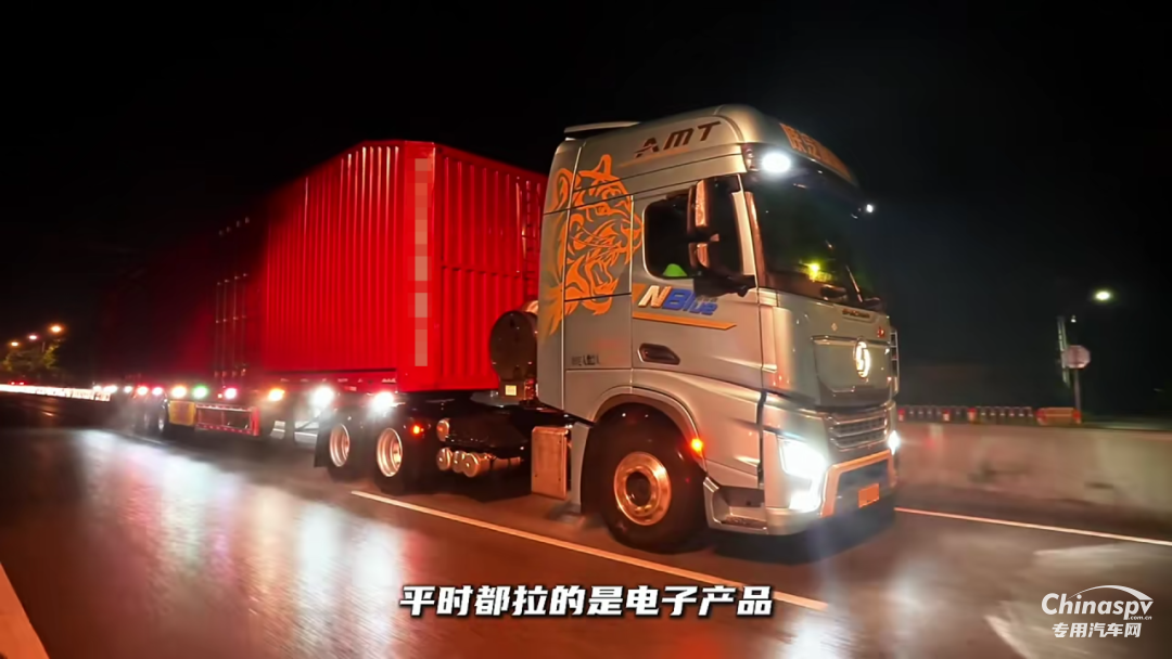 陜汽龍?bào)J配康明斯15NFE發(fā)動(dòng)機(jī)，全面契合長(zhǎng)途散戶卡友“用車配方”