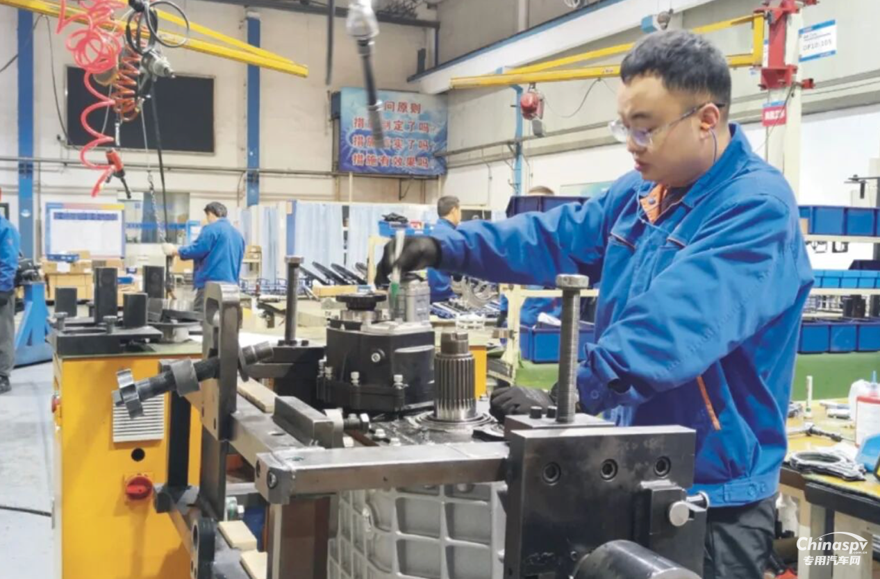 法士特以“新”實(shí)力賦能商用車(chē)“新”業(yè)態(tài)