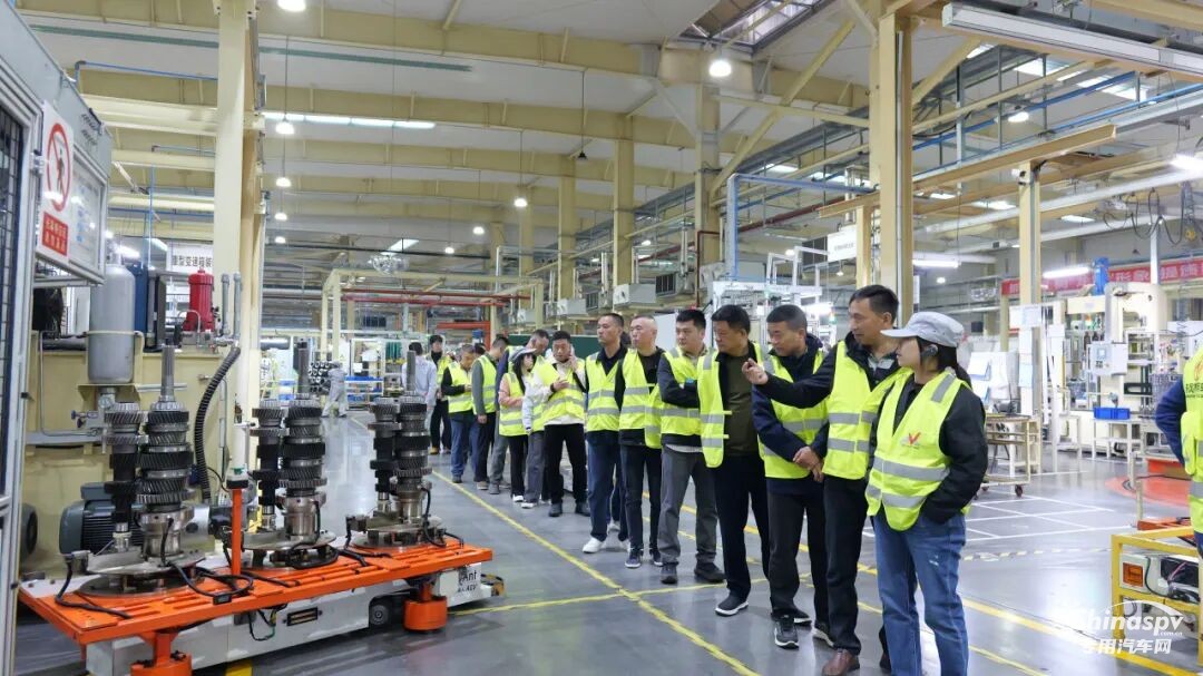 智造新引擎，護(hù)航危化路！岳陽(yáng)云溪區(qū)道協(xié)探訪龍擎，共話合作新篇章