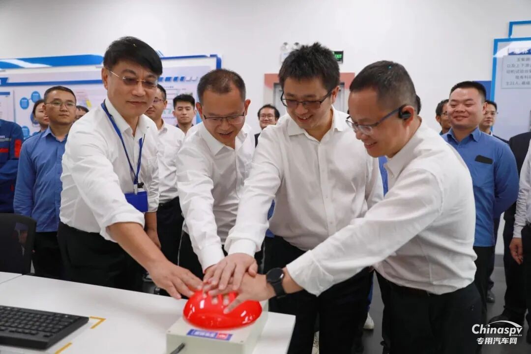 柳汽·玉柴·法士特一體化黃金動力鏈點火儀式圓滿完成