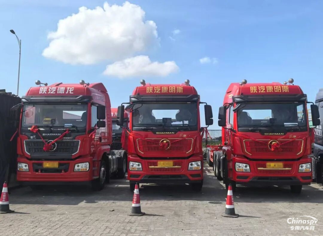 港口貨運選什么車？陜汽龍騏+西安康明斯M10發(fā)動機成高贊“增效利器”！