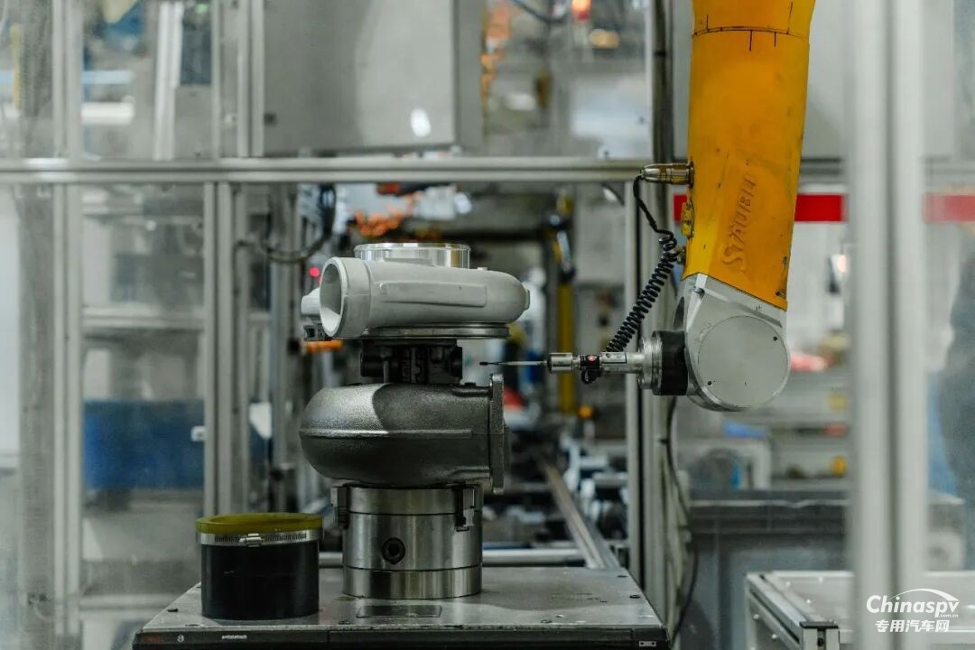 本土智造再突破！無(wú)錫康明斯大馬力增壓器“芯智造”能力升級(jí)