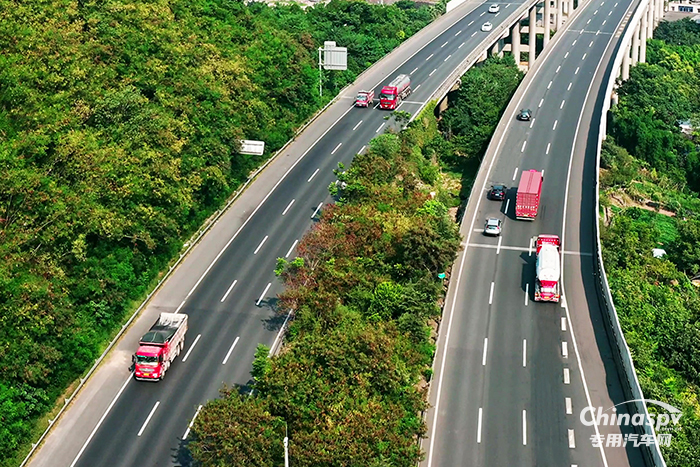 2025年1-11月中國(guó)快遞業(yè)務(wù)量同比增14.9%