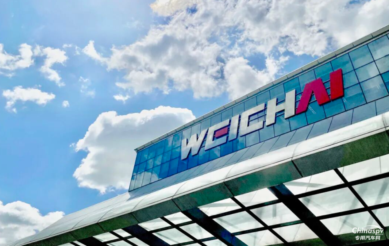 日前，濰坊海關為濰柴進出口公司頒發(fā)海關高級認證企業(yè)（AEO）證書。