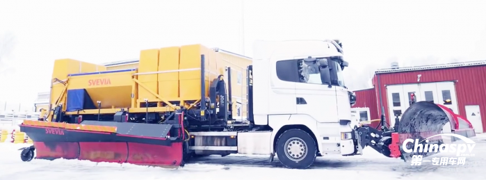 可同時進行多個車道除雪 瑞典除雪車推雪范圍寬達8.5米