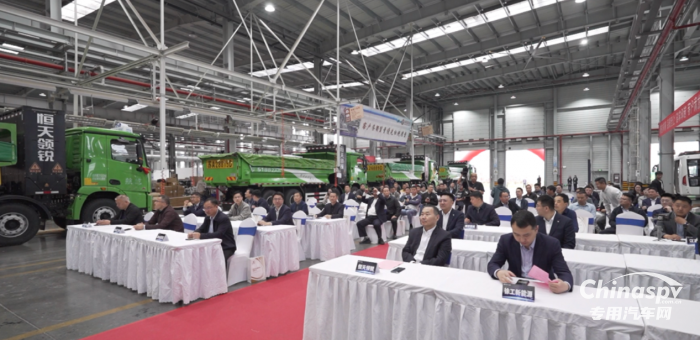 奔赴南京！130臺徐工新能源渣土車再掀零碳浪潮