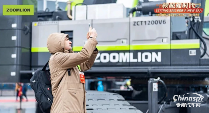 海外客戶(hù)齊聚星城，中聯(lián)重科工起海外活動(dòng)簽約訂單超15億元