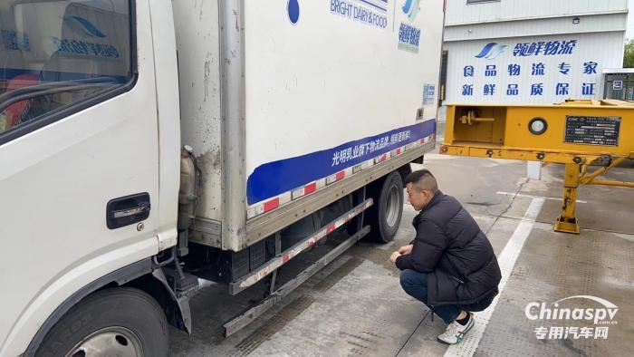 物產(chǎn)中國 百萬同行 楊師傅攜手帥鈴Q3冷藏車守護(hù)好每一滴奶