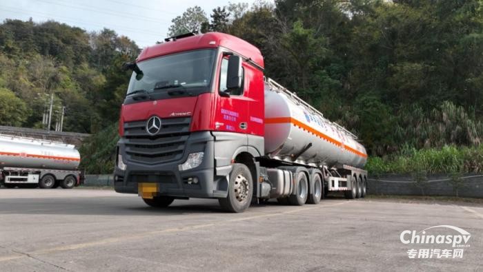從試一試到批量采購 奔馳卡車何以得到標(biāo)桿危運企業(yè)認可