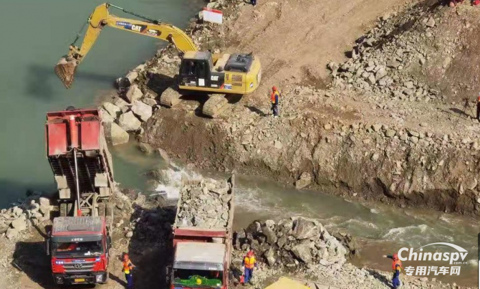 助力引漢濟(jì)渭二期工程推進(jìn) 上汽紅巖?“工程之王”吹響開工號角