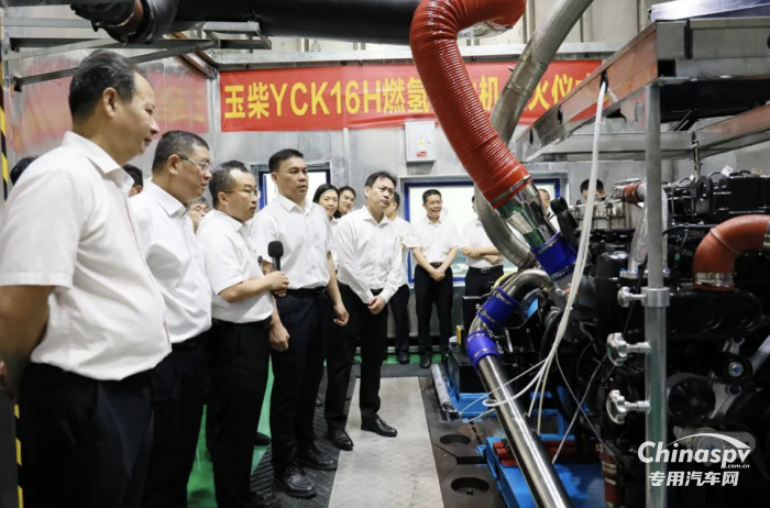 玉柴全國人大代表李海樺為內(nèi)燃機(jī)產(chǎn)業(yè)高質(zhì)量發(fā)展建言獻(xiàn)策