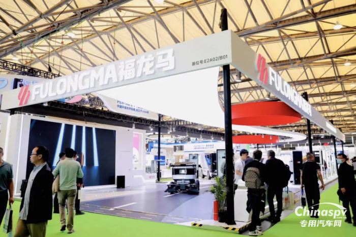 聚焦綠色低碳 福龍馬攜綠色智能環(huán)衛(wèi)裝備亮相第25屆中國環(huán)博會