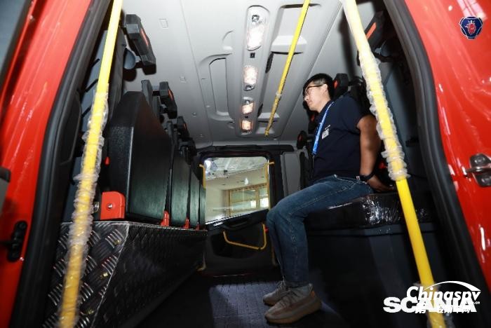 斯堪尼亞消防車底盤亮相第二十屆中國(guó)國(guó)際消防設(shè)備技術(shù)交流展覽會(huì)