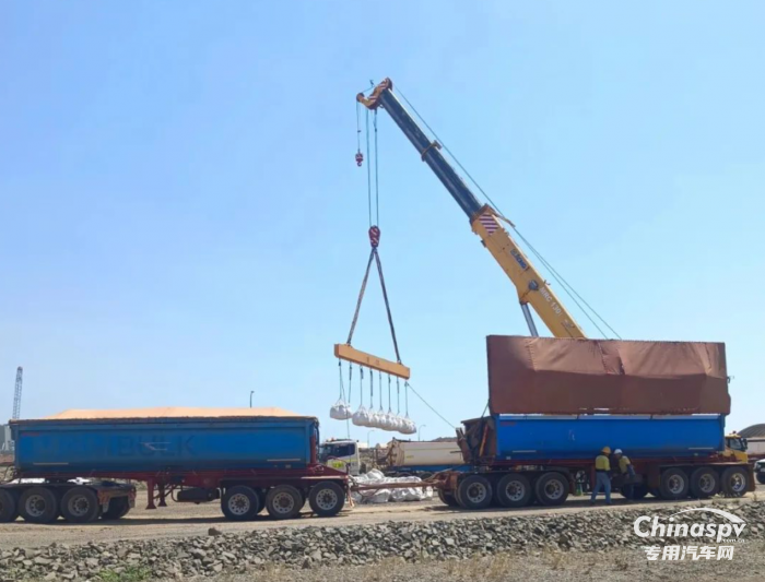 徐工“定制化”起重設(shè)備，澳洲礦區(qū)極限挑戰(zhàn)！